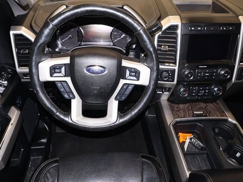 Used 2018 Ford F350 Lariat w/ Lariat Ultimate Package image 21