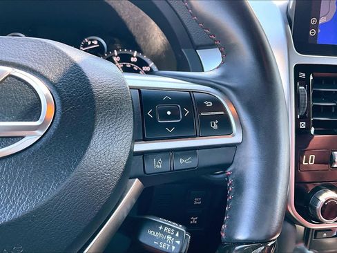 Used 2023 Lexus GX 460 Premium w/ Premium Package image 23