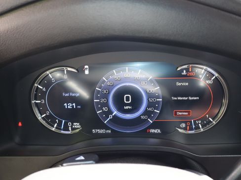 Used 2017 Cadillac Escalade Premium Luxury RWD image 30
