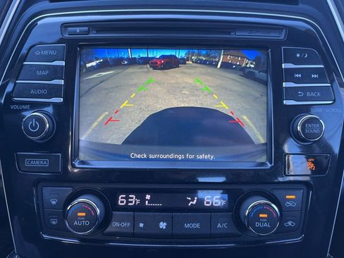 Used 2018 Nissan Maxima 3.5 SV image 17