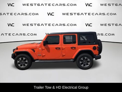 Used 2018 Jeep Wrangler Unlimited Sahara w/ Cold Weather Group AWD/4WD image 5