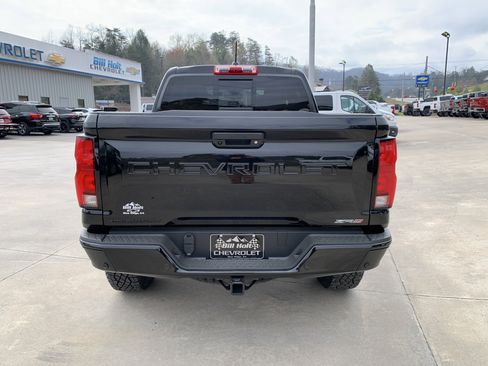 New 2026 Chevrolet Colorado ZR2 w/ Technology Package AWD/4WD image 3