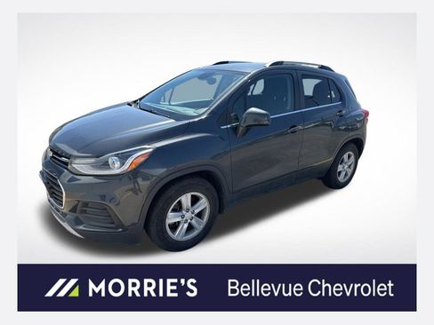 Used 2019 Chevrolet Trax LT FWD image 1