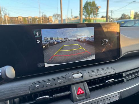Used 2025 Kia K4 LXS image 24