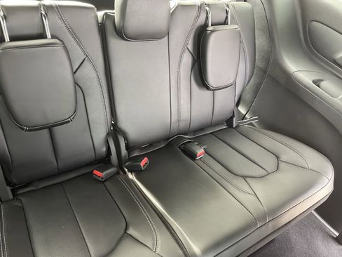 New 2026 Chrysler Voyager LX image 17