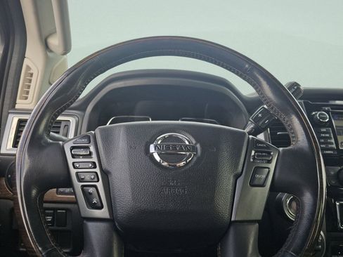 Used 2017 Nissan Titan Platinum Reserve image 22