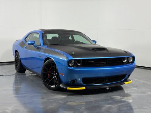 Used 2018 Dodge Challenger T/A RWD image 2