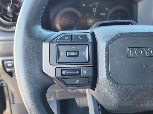 Used 2024 Toyota Land Cruiser image 26