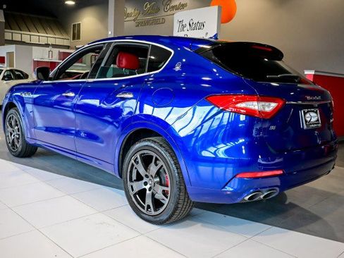 Used 2020 Maserati Levante image 7