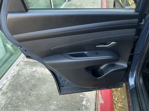 Used 2025 Hyundai Tucson SEL image 18