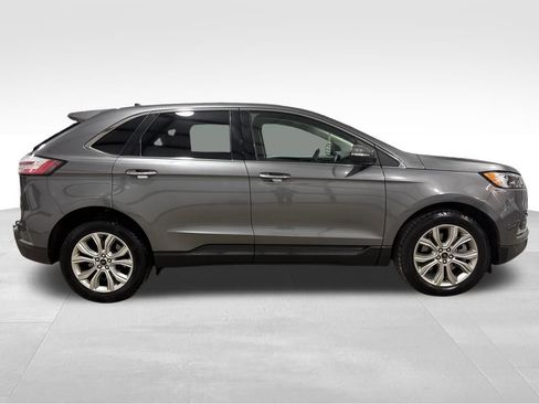 Used 2023 Ford Edge Titanium image 6