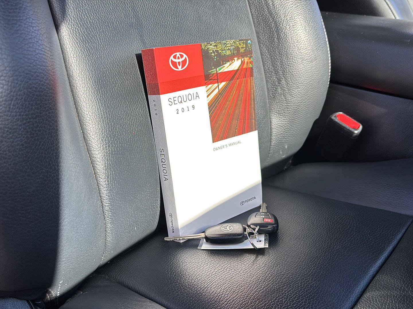 Used 2019 Toyota Sequoia 4WD image 14