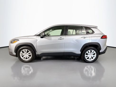 Used 2024 Toyota Corolla Cross L FWD image 6