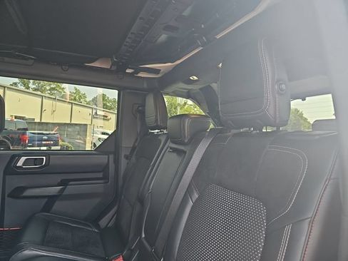 Certified 2025 Ford Bronco Raptor w/ Interior Carbon Fiber Pack AWD/4WD image 13
