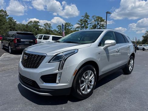 Used 2020 Cadillac XT5 Premium Luxury FWD image 4