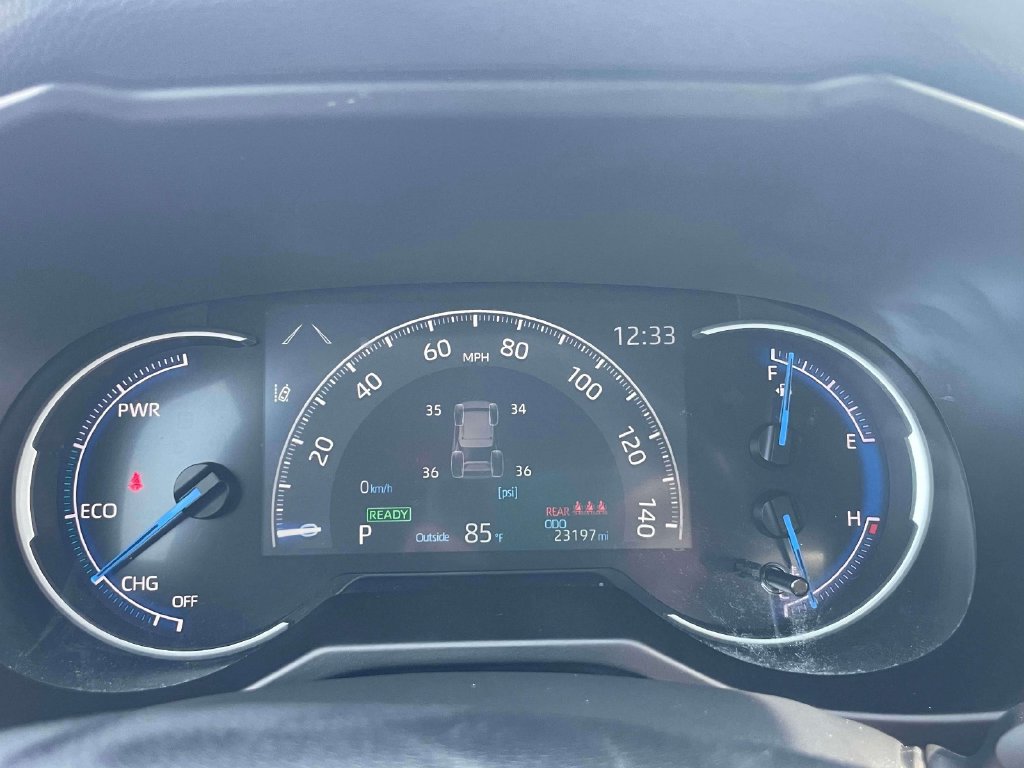 Used 2023 Toyota RAV4 LE AWD/4WD image 24