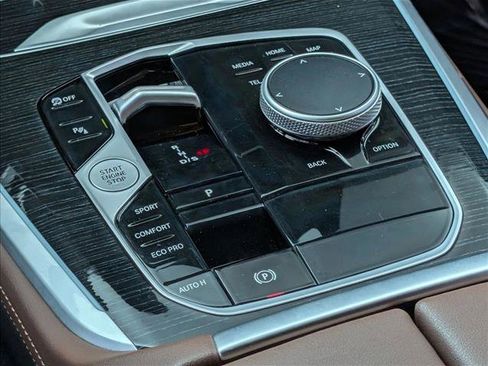 Certified 2025 BMW X5 sDrive40i w/ M Sport Package RWD image 12