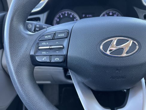 Used 2020 Hyundai Elantra SE w/ Cargo Package (C1) FWD image 28