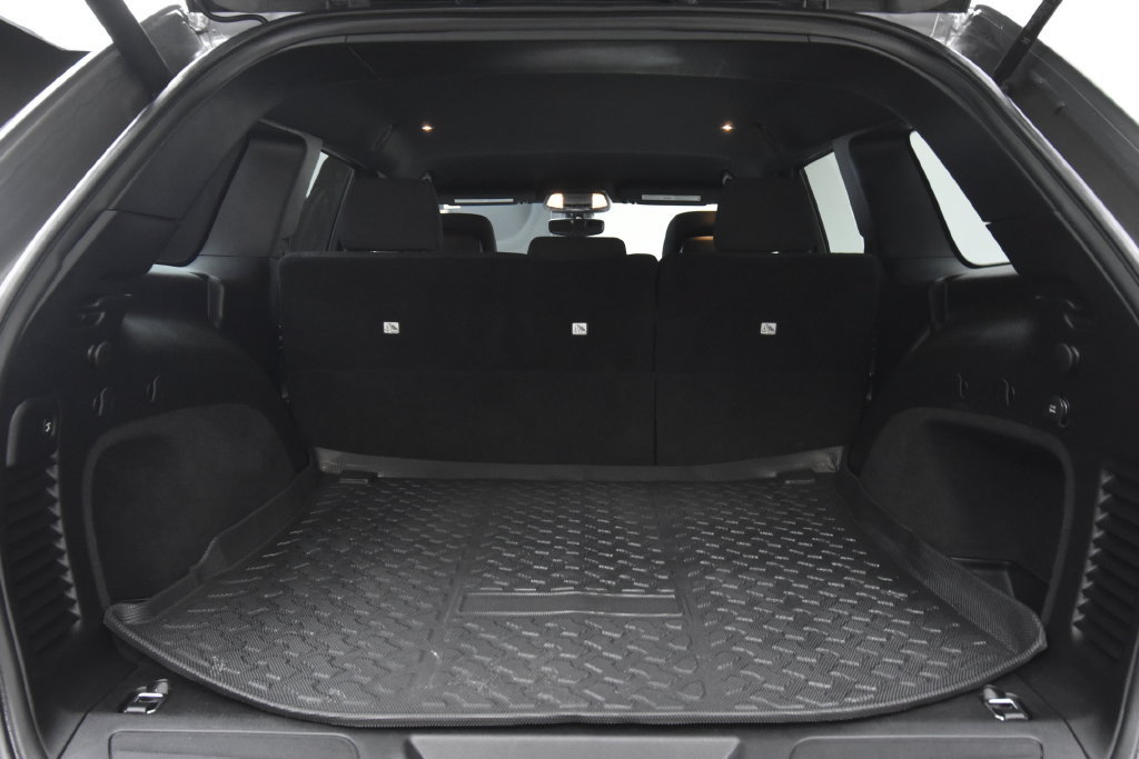 Used 2019 Jeep Grand Cherokee Laredo AWD/4WD image 22