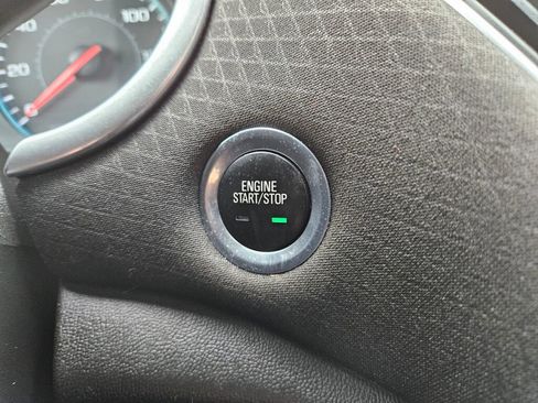 Used 2020 Chevrolet Malibu LT image 9