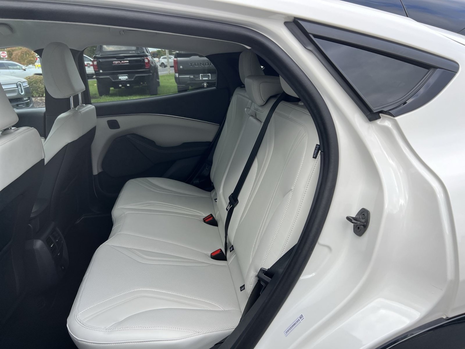 Used 2024 Ford Mustang Mach-E Premium AWD/4WD image 24