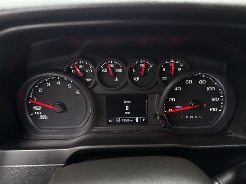 Used 2022 Chevrolet Silverado 1500 Custom image 17