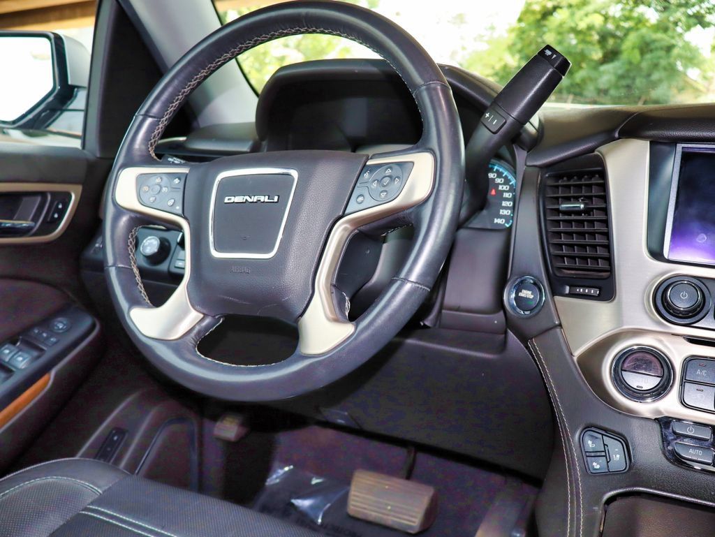 Used 2019 GMC Yukon Denali w/ Open Road Package AWD/4WD image 24