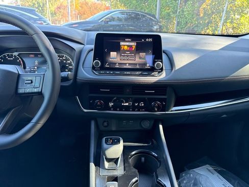 New 2026 Nissan Rogue Rock Creek image 17