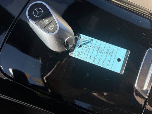 Certified 2024 Mercedes-Benz GLC 300 4MATIC image 38