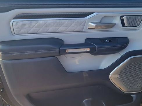 Used 2025 RAM 1500 Tungsten AWD/4WD image 13