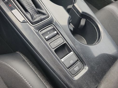 Used 2023 Honda Civic Sport image 29