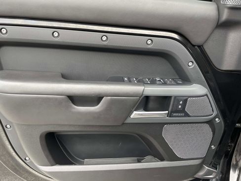 Used 2022 Land Rover Defender 110 X image 20