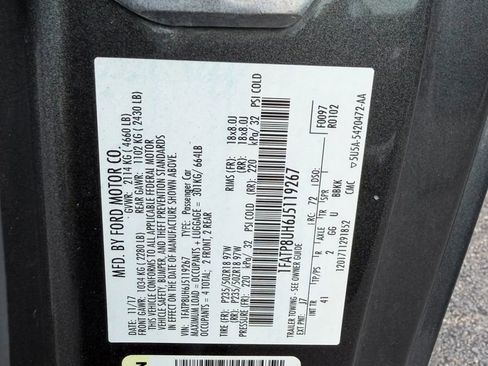 Used 2018 Ford Mustang Premium image 18