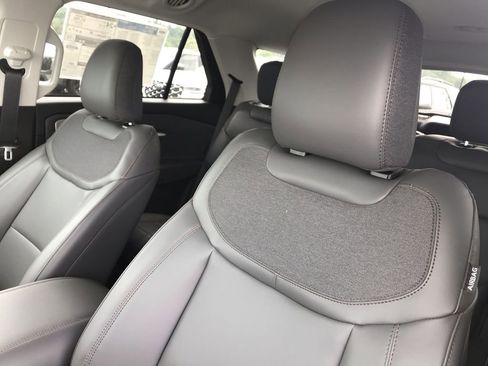 New 2026 Ford Explorer Active w/ Active Comfort Package RWD image 11