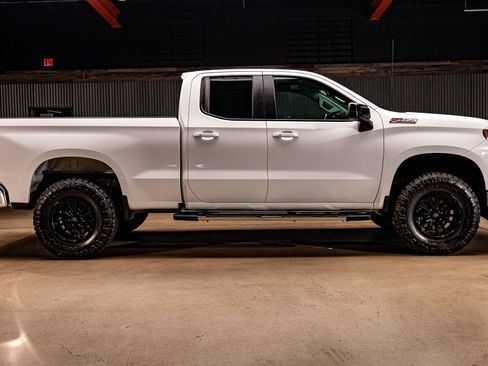Used 2019 Chevrolet Silverado 1500 LT w/ All-Star Edition image 11