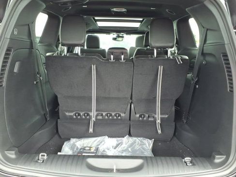 New 2027 Chrysler Pacifica Select FWD image 21