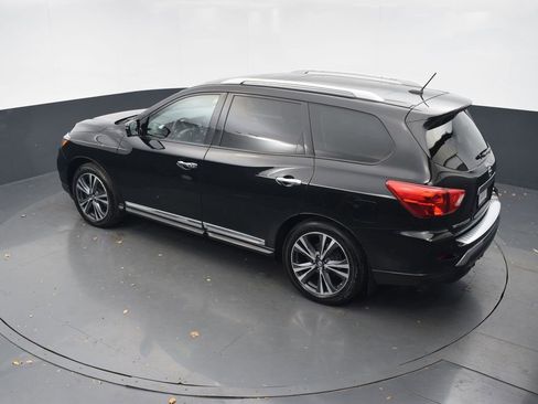 Used 2017 Nissan Pathfinder Platinum w/ Cargo Package image 40