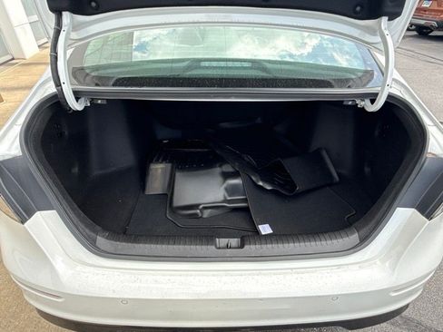 Used 2023 Honda Accord Touring image 7