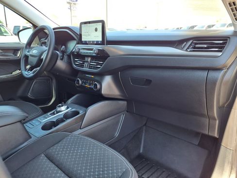 Certified 2024 Ford Escape Active FWD image 10