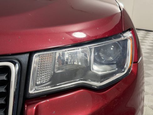 Used 2017 Jeep Grand Cherokee Limited RWD image 12