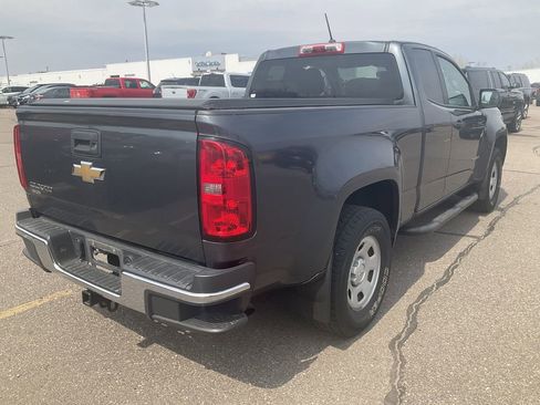 Used 2016 Chevrolet Colorado W/T w/ WT Convenience Package image 3