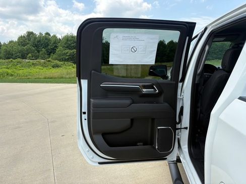 New 2026 Chevrolet Silverado 1500 RST w/ RST Select Package AWD/4WD image 39