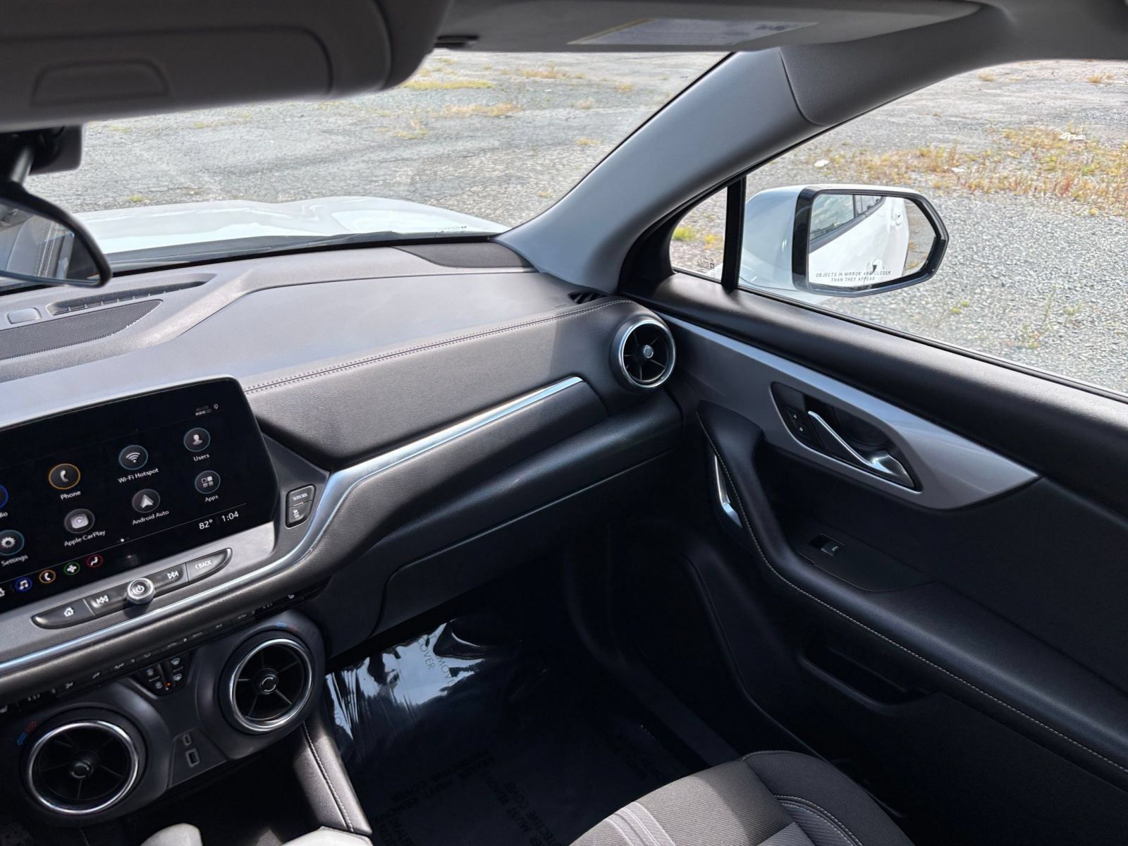 Used 2025 Chevrolet Blazer LT FWD image 33