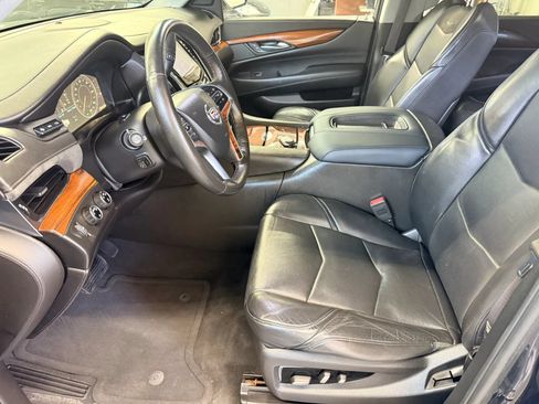 Used 2015 Cadillac Escalade Premium AWD/4WD image 14
