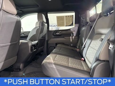 Used 2023 Chevrolet Silverado 1500 ZR2 image 16