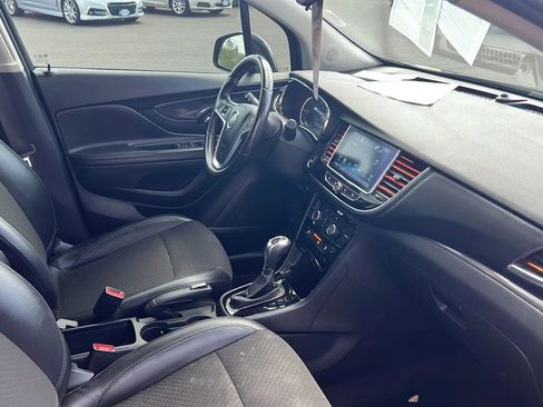 Used 2019 Buick Encore Preferred FWD image 5