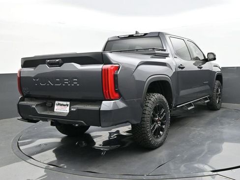 Used 2025 Toyota Tundra SR5 w/ SR5 Convenience Package AWD/4WD image 20