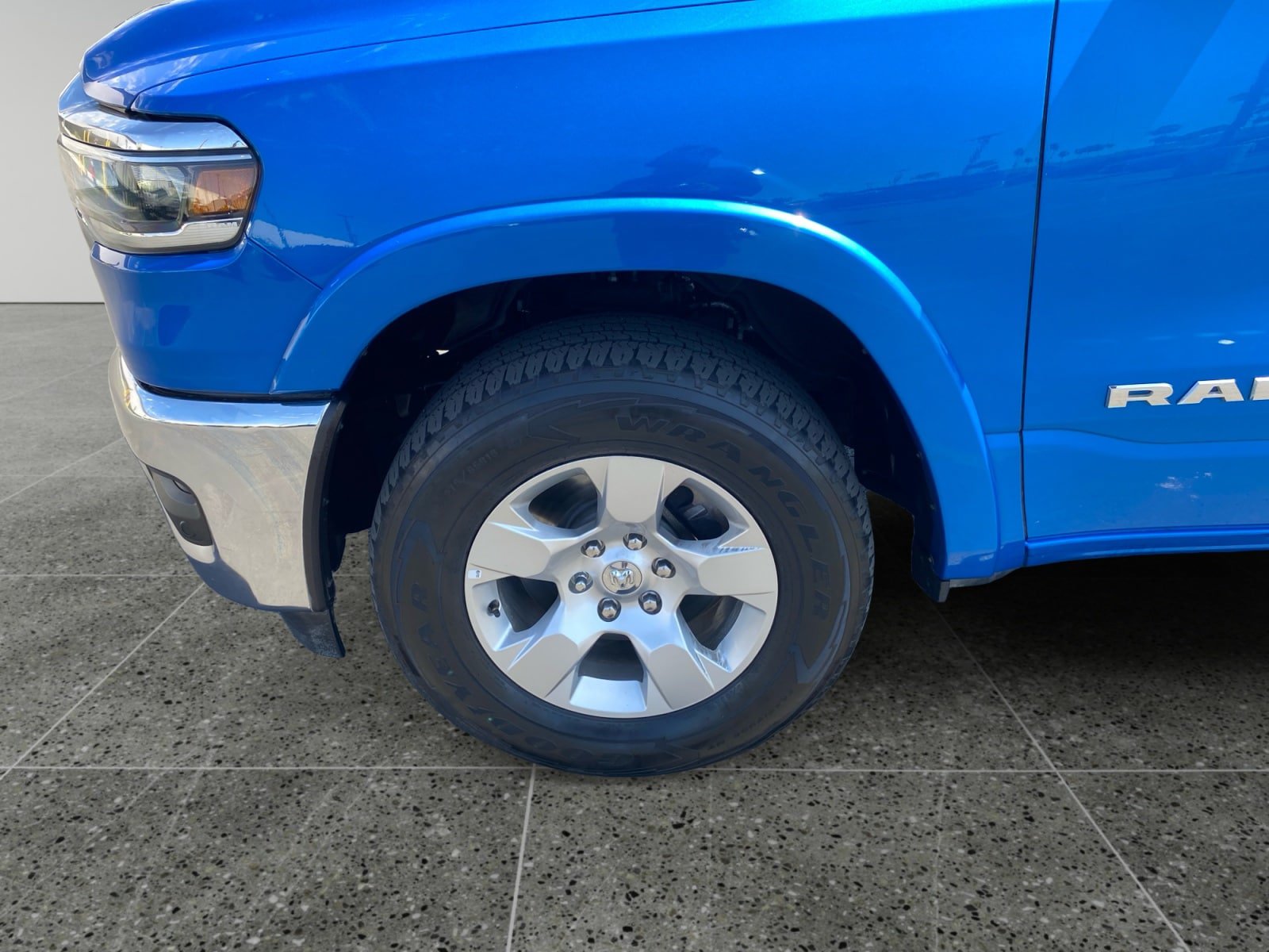 Used 2025 RAM 1500 Big Horn AWD/4WD image 14