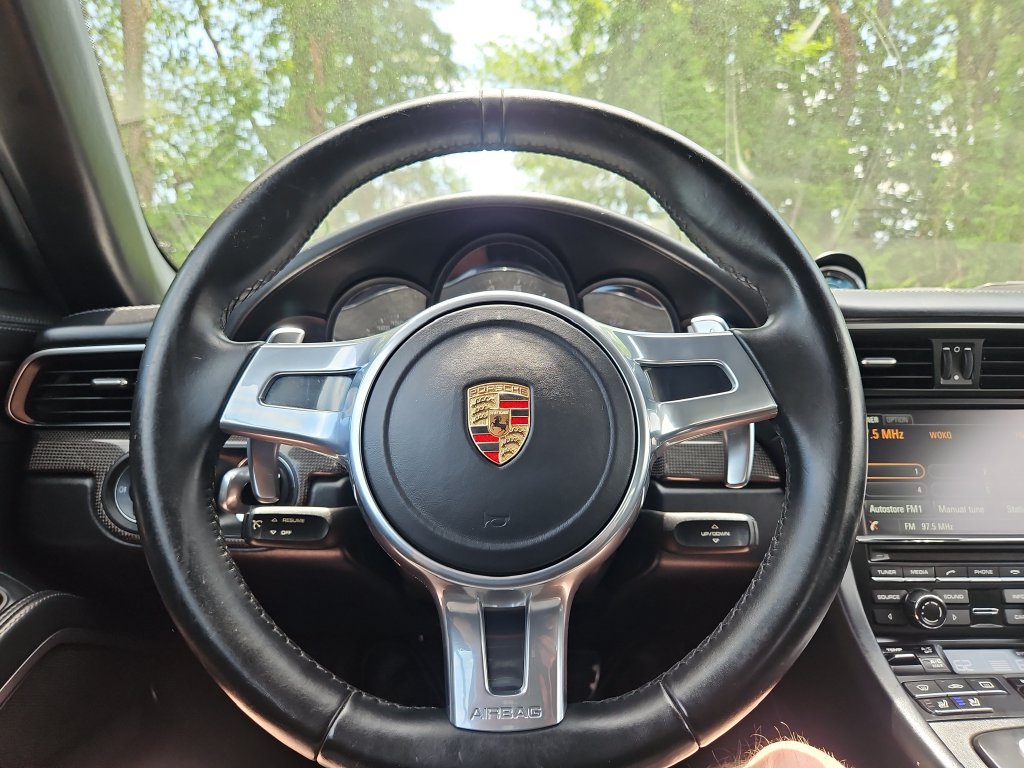 Used 2015 Porsche 911 Carrera S RWD image 30