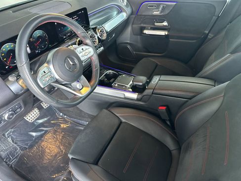 Certified 2022 Mercedes-Benz GLB 250 image 11